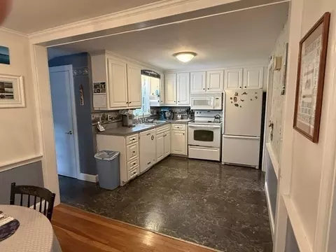 Kitchen - 72 Eustis Ave, Wakefield, MA 01880 photo 3 of 3