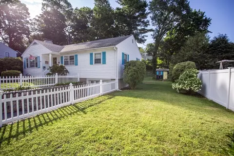 Exterior - 72 Eustis Ave, Wakefield, MA 01880 photo 19 of 20