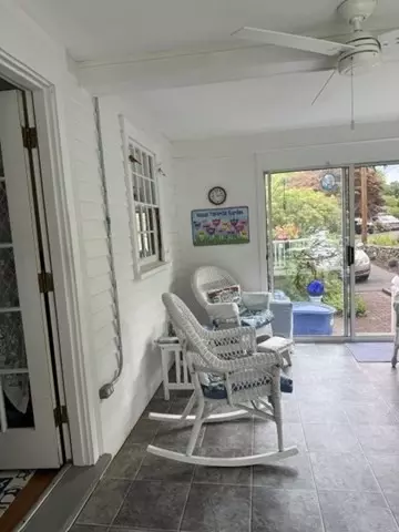 Exterior - 72 Eustis Ave, Wakefield, MA 01880 photo 5 of 20