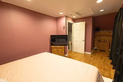 Bedroom - 339 Drury Ave, Athol, MA 01331 photo 2 of 3