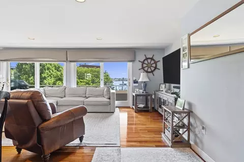 Living - 63 Front #A, Beverly, MA 01915 photo 2 of 3