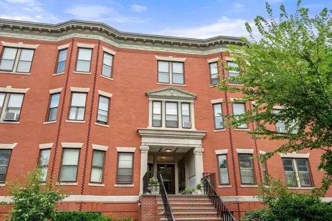 Exterior - 16 Garrison Rd #7A, Brookline, MA 02445 photo 5 of 5