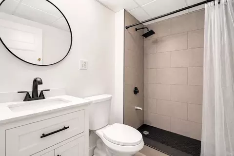 Bath - 16 Garrison Rd #7A, Brookline, MA 02445 photo 1 of 2