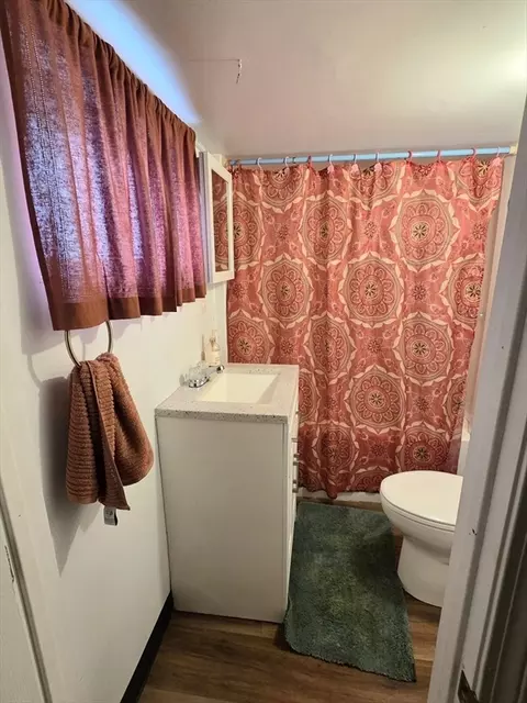 Bath - 110 Barthel Ave, Gardner, MA 01440 photo 2 of 2