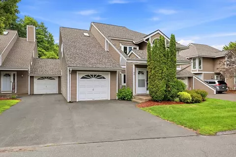 44 S View Dr #44, Southwick, MA 01077