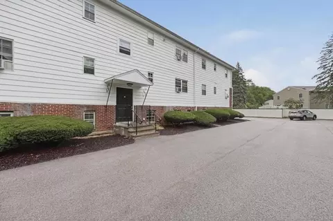 Exterior - 6 Venice St #C2, Danvers, MA 01923 photo 3 of 5