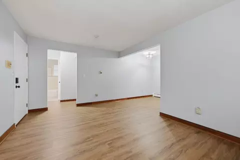 Living - 6 Venice St #C2, Danvers, MA 01923 photo 3 of 4