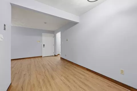 Living - 6 Venice St #C2, Danvers, MA 01923 photo 4 of 4