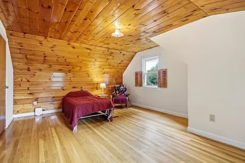Bedroom - 6 Devine Rd, Randolph, MA 02368 photo 5 of 8