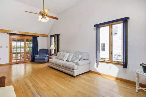 Living - 6 Devine Rd, Randolph, MA 02368 photo 2 of 6