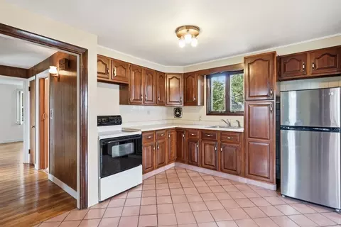 Kitchen - 6 Devine Rd, Randolph, MA 02368 photo 1 of 4