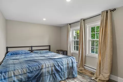 Bedroom - 5 5th Ave, Dudley, MA 01571 photo 7 of 8