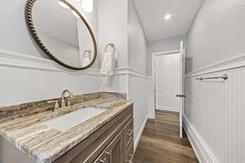 Bath - 5 5th Ave, Dudley, MA 01571 photo 2 of 4