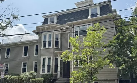 80 Chestnut St #5C, Cambridge, MA 02139