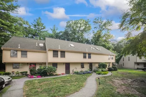 26 Greenwood Village St #26, Easton, MA 02334