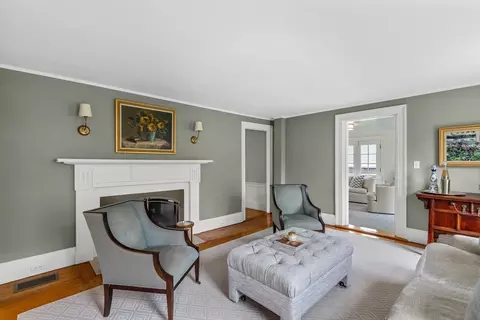 37 Lincoln St, Hingham, MA 02043 photo 17