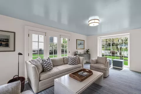 37 Lincoln St, Hingham, MA 02043 photo 12