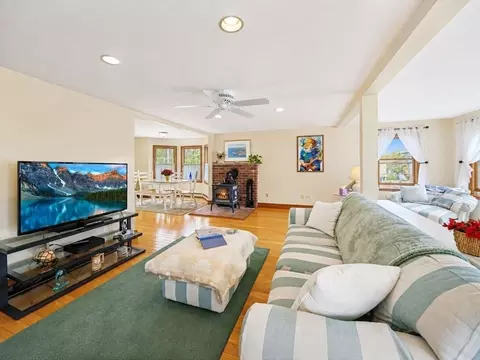 Living - 36 Hampton Cir, Hull, MA 02045 photo 1 of 4