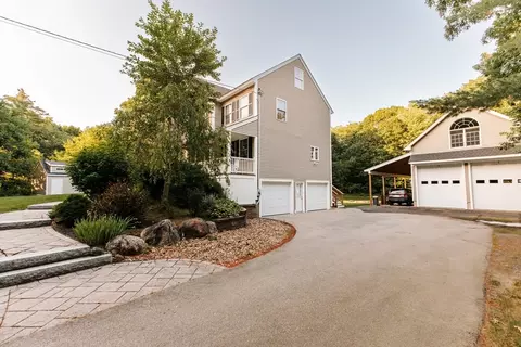 44 Bear Hl # A, Newton, NH 03858