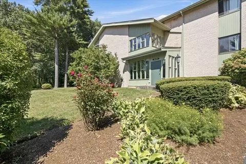 Exterior - 976 Plain #54, Marshfield, MA 02050 photo 1 of 2
