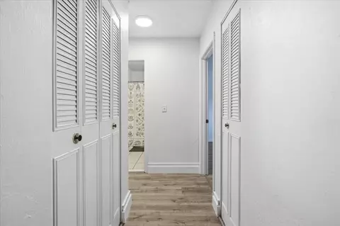 Entry Way - 976 Plain #54, Marshfield, MA 02050 photo 2 of 3