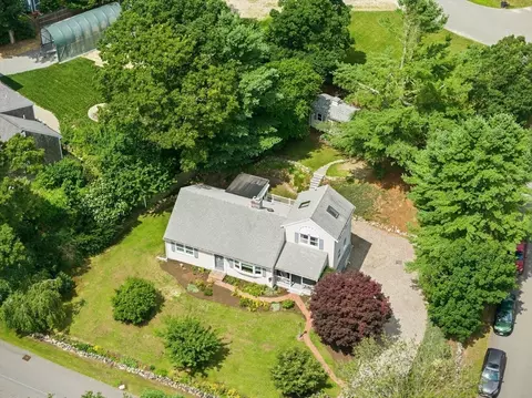 View/Area - 32 Shields Rd, Mashpee, MA 02649 photo 6 of 7