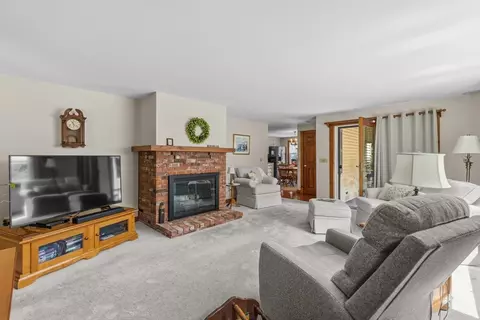 Living - 32 Shields Rd, Mashpee, MA 02649 photo 1 of 2