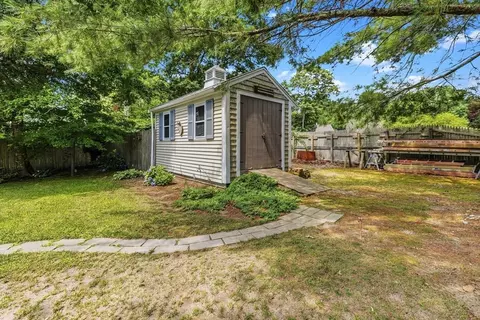 Exterior - 32 Shields Rd, Mashpee, MA 02649 photo 7 of 11