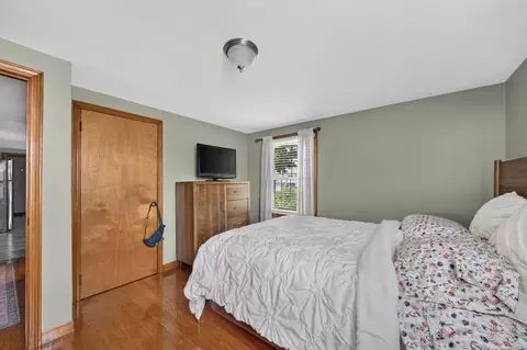 Bedroom - 458 Orswell St, Fall River, MA 02721 photo 4 of 6