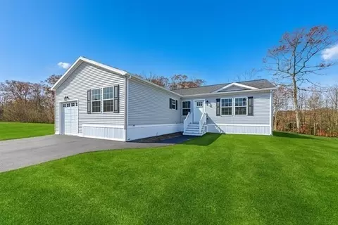 121 E Washington St #12, North Attleboro, MA 02760