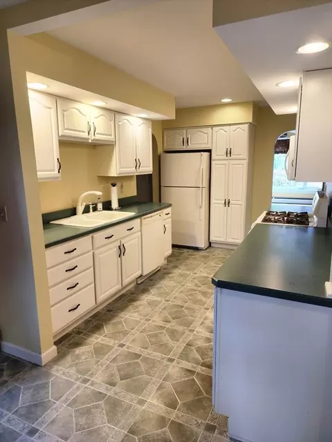 Kitchen - 39 Everett Ave, Webster, MA 01570 photo 1 of 3