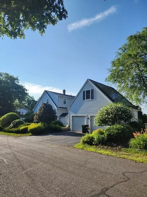 Exterior - 39 Everett Ave, Webster, MA 01570 photo 5 of 12