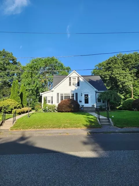 Exterior - 39 Everett Ave, Webster, MA 01570 photo 2 of 12