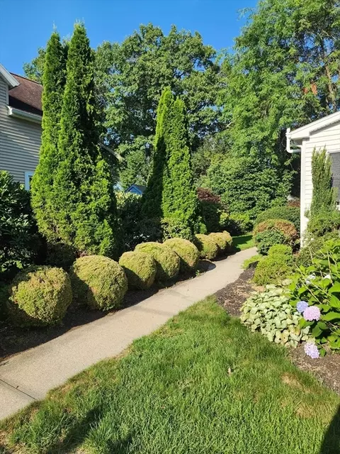 Exterior - 39 Everett Ave, Webster, MA 01570 photo 10 of 12