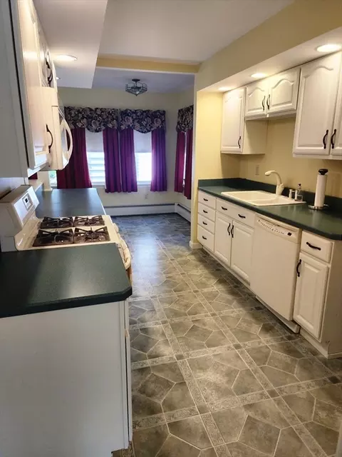 Kitchen - 39 Everett Ave, Webster, MA 01570 photo 2 of 3