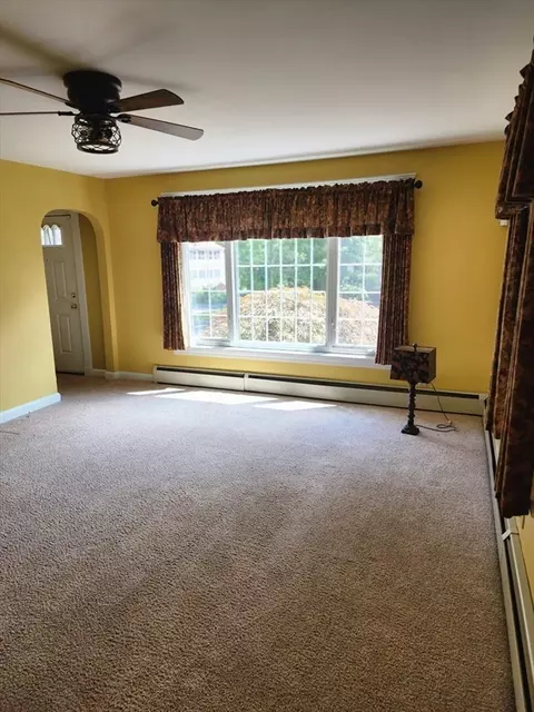 Living - 39 Everett Ave, Webster, MA 01570 photo 1 of 3