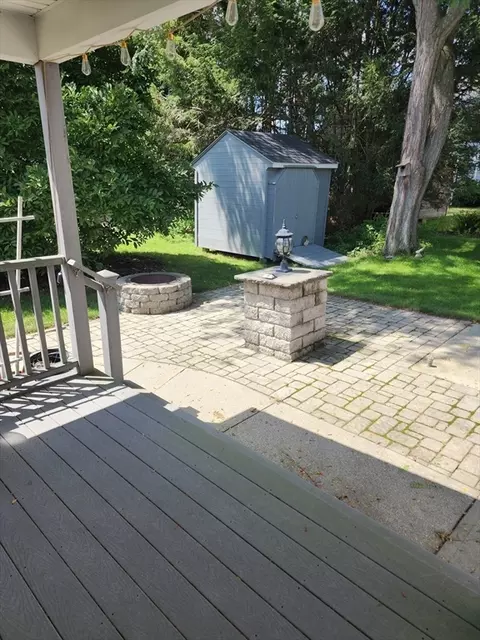 Exterior - 39 Everett Ave, Webster, MA 01570 photo 11 of 12