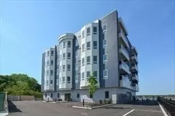 60 Newbury St #10, Quincy, MA 02171
