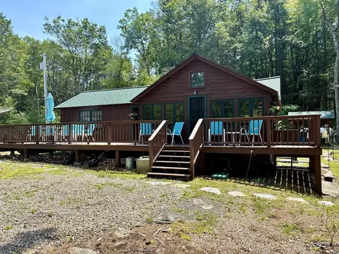 12 Lambs Cove Rd, Phillipston, MA 01331 photo 2