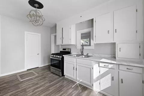 Kitchen - 94 Upland St, Springfield, MA 01104 photo 2 of 4