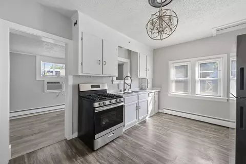 Kitchen - 94 Upland St, Springfield, MA 01104 photo 1 of 4