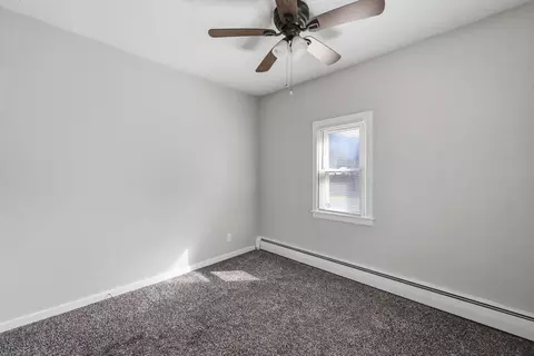 Bedroom - 94 Upland St, Springfield, MA 01104 photo 5 of 5