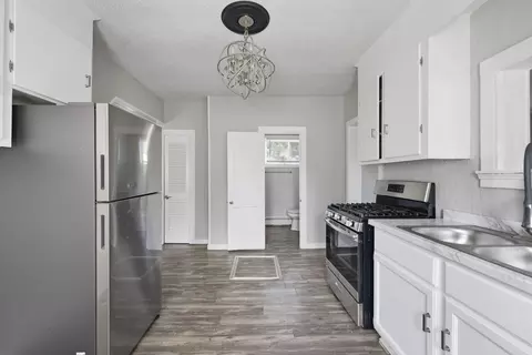 Kitchen - 94 Upland St, Springfield, MA 01104 photo 3 of 4