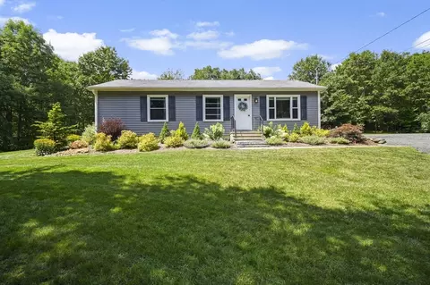 87 Monson Rd, Wales, MA 01081