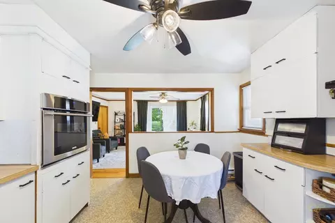 Entry Way - 844 Hood St, Fall River, MA 02720 photo 1 of 1