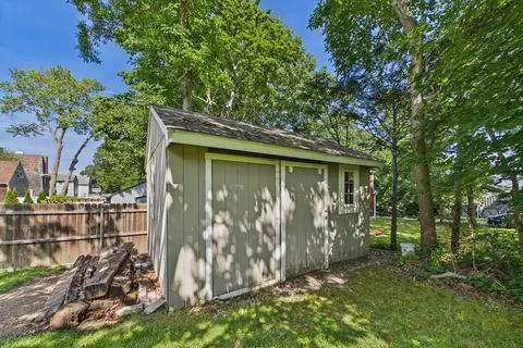 Exterior - 844 Hood St, Fall River, MA 02720 photo 9 of 9