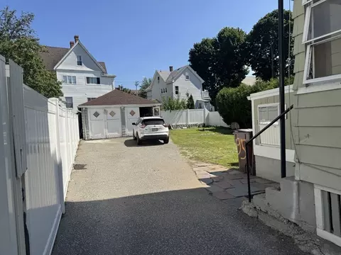 Exterior - 95 Waverly St, Everett, MA 02149 photo 7 of 10