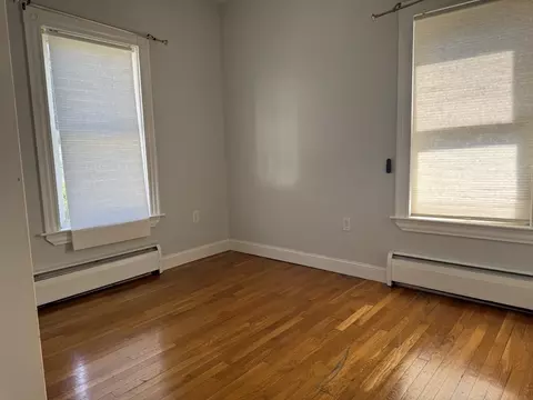 Bedroom - 95 Waverly St, Everett, MA 02149 photo 2 of 4
