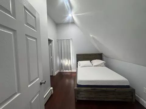 Bedroom - 95 Waverly St, Everett, MA 02149 photo 3 of 4