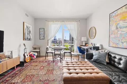 700 Harrison Ave #613, Boston, MA 02118